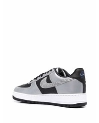 schwarze und silberne Leder niedrige Sneakers von Nike