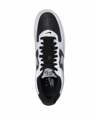 schwarze und silberne Leder niedrige Sneakers von Nike