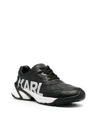 schwarze und silberne Sportschuhe von Karl Lagerfeld