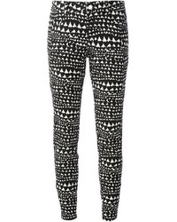 schwarze und weiße bedruckte enge Hose von Stella McCartney