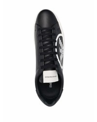 schwarze und weiße bedruckte Leder niedrige Sneakers von Emporio Armani