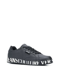 schwarze und weiße bedruckte Leder niedrige Sneakers von VERSACE JEANS COUTURE