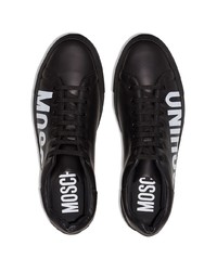 schwarze und weiße bedruckte Leder niedrige Sneakers von Moschino