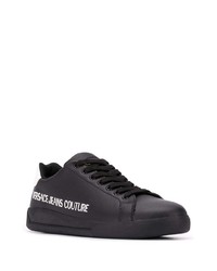 schwarze und weiße bedruckte Leder niedrige Sneakers von VERSACE JEANS COUTURE