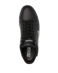 schwarze und weiße bedruckte Leder niedrige Sneakers von VERSACE JEANS COUTURE