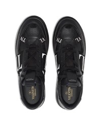 schwarze und weiße bedruckte Leder niedrige Sneakers von Valentino Garavani