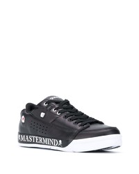 schwarze und weiße bedruckte Leder niedrige Sneakers von Mastermind Japan