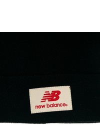 schwarze und weiße bedruckte Mütze von New Balance