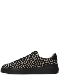 schwarze und weiße bedruckte Segeltuch niedrige Sneakers von Balmain