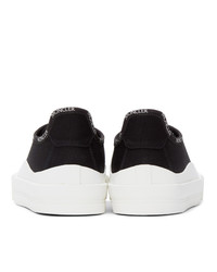 schwarze und weiße bedruckte Segeltuch niedrige Sneakers von Moncler