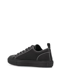 schwarze und weiße bedruckte Segeltuch niedrige Sneakers von Valentino Garavani