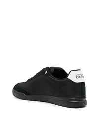 schwarze und weiße bedruckte Segeltuch niedrige Sneakers von VERSACE JEANS COUTURE