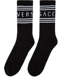 schwarze und weiße bedruckte Socken von Versace