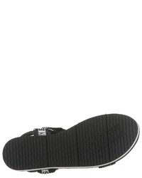 schwarze und weiße flache Sandalen aus Segeltuch von Tommy Jeans