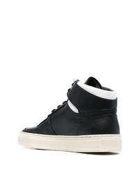 schwarze und weiße hohe Sneakers aus Leder von Common Projects