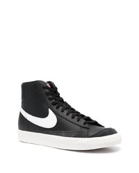 schwarze und weiße hohe Sneakers aus Leder von Nike