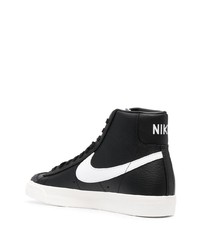 schwarze und weiße hohe Sneakers aus Leder von Nike