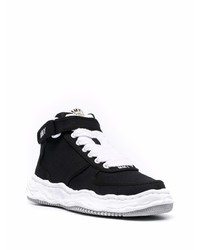 schwarze und weiße hohe Sneakers aus Segeltuch von Maison Mihara Yasuhiro