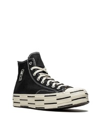 schwarze und weiße hohe Sneakers aus Segeltuch von Converse