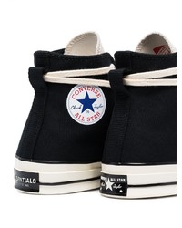 schwarze und weiße hohe Sneakers aus Segeltuch von Converse