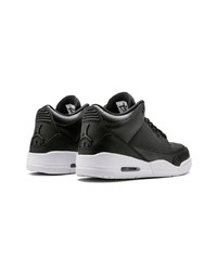 schwarze und weiße hohe Sneakers von Jordan
