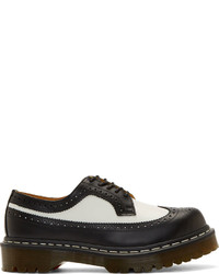 schwarze und weiße Leder Brogues von Dr. Martens