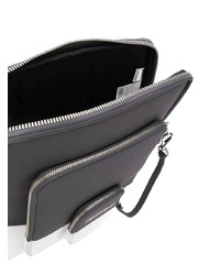 schwarze und weiße Leder Clutch Handtasche von Eastpak