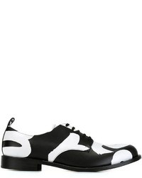 schwarze und weiße Leder Derby Schuhe von Comme des Garcons