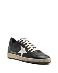 schwarze und weiße Leder niedrige Sneakers mit Sternenmuster von Golden Goose