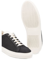 schwarze und weiße Leder niedrige Sneakers von Common Projects