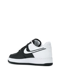 schwarze und weiße Leder niedrige Sneakers von Nike