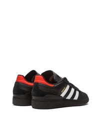 schwarze und weiße Leder niedrige Sneakers von adidas