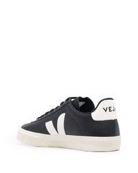 schwarze und weiße Leder niedrige Sneakers von Veja