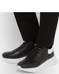 schwarze und weiße Leder niedrige Sneakers von Alexander McQueen