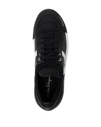 schwarze und weiße Leder niedrige Sneakers von Salvatore Ferragamo