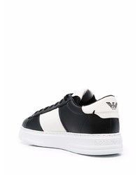 schwarze und weiße Leder niedrige Sneakers von Emporio Armani