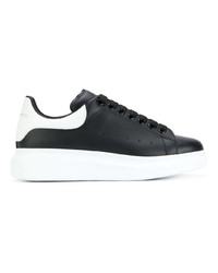 schwarze und weiße Leder niedrige Sneakers von Alexander McQueen