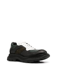 schwarze und weiße Leder niedrige Sneakers von Alexander McQueen