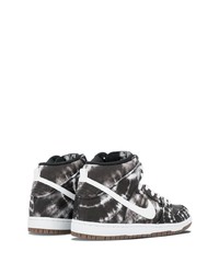 schwarze und weiße Mit Batikmuster hohe Sneakers von Nike