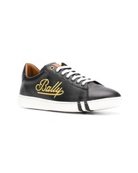 schwarze und weiße niedrige Sneakers von Bally