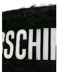 schwarze und weiße Pelz Clutch von Moschino