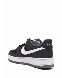 schwarze und weiße Segeltuch niedrige Sneakers von Nike
