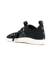 schwarze und weiße Segeltuch niedrige Sneakers von Giuseppe Zanotti Design