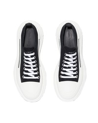 schwarze und weiße Segeltuch niedrige Sneakers von Alexander McQueen