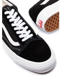 schwarze und weiße Segeltuch niedrige Sneakers von Vans