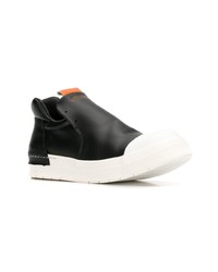schwarze und weiße Slip-On Sneakers aus Leder von Cinzia Araia