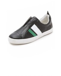 schwarze und weiße Slip-On Sneakers von Derek Lam
