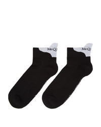 schwarze und weiße Socken von Alexander McQueen
