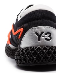 schwarze und weiße Sportschuhe von Y-3