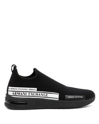 schwarze und weiße Sportschuhe von Armani Exchange